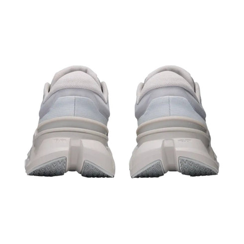 Cloudflyer 5 Unisex Sneakers 1 - Light