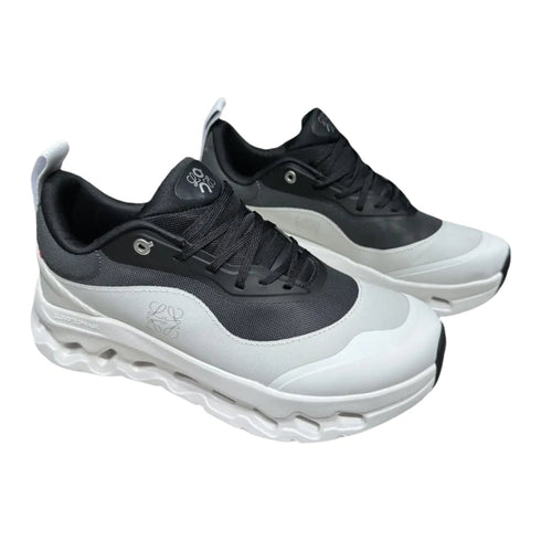 cloudtilt loewe 2 Unisex Sneakers 1 - Light